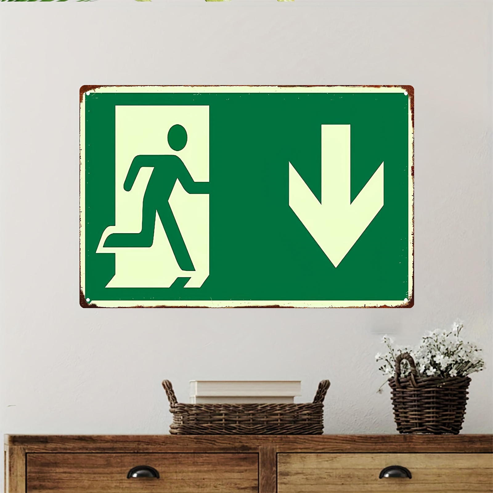 2D Vintage Metal Iron Sign | P - огляд і ціна Emergency Exit Sign